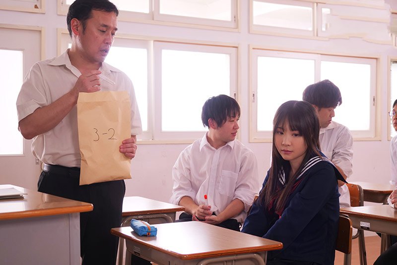 Thầy giáo biến thái dở trò với Hiyori Yoshioka